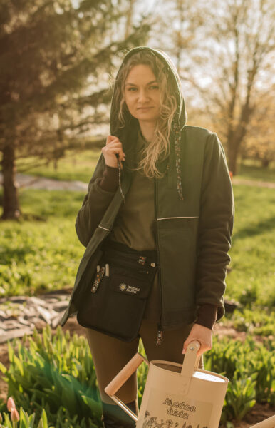 Garden Hoodie (Pockets, Large Hood)