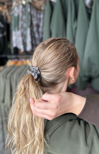 Hair scrunchie "Garden Mood"
